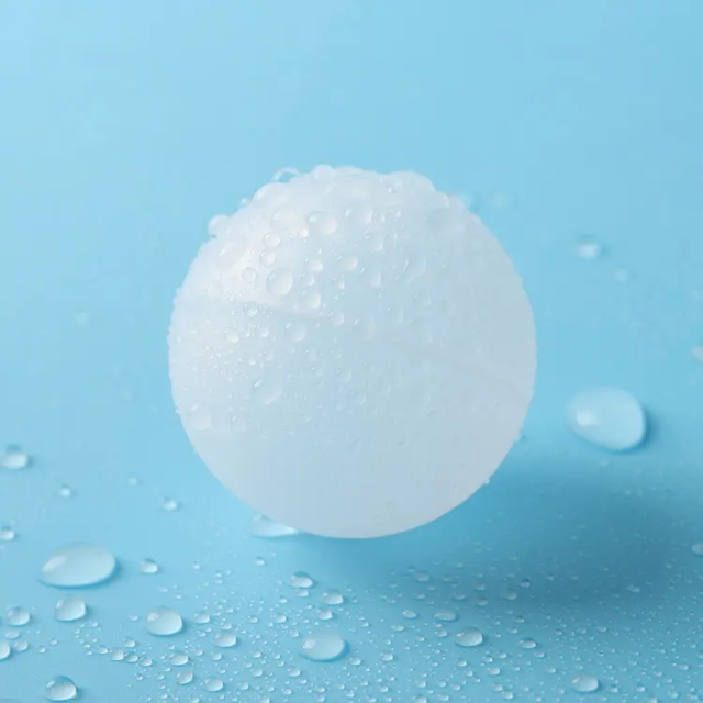 накатать шарик дезодоранта